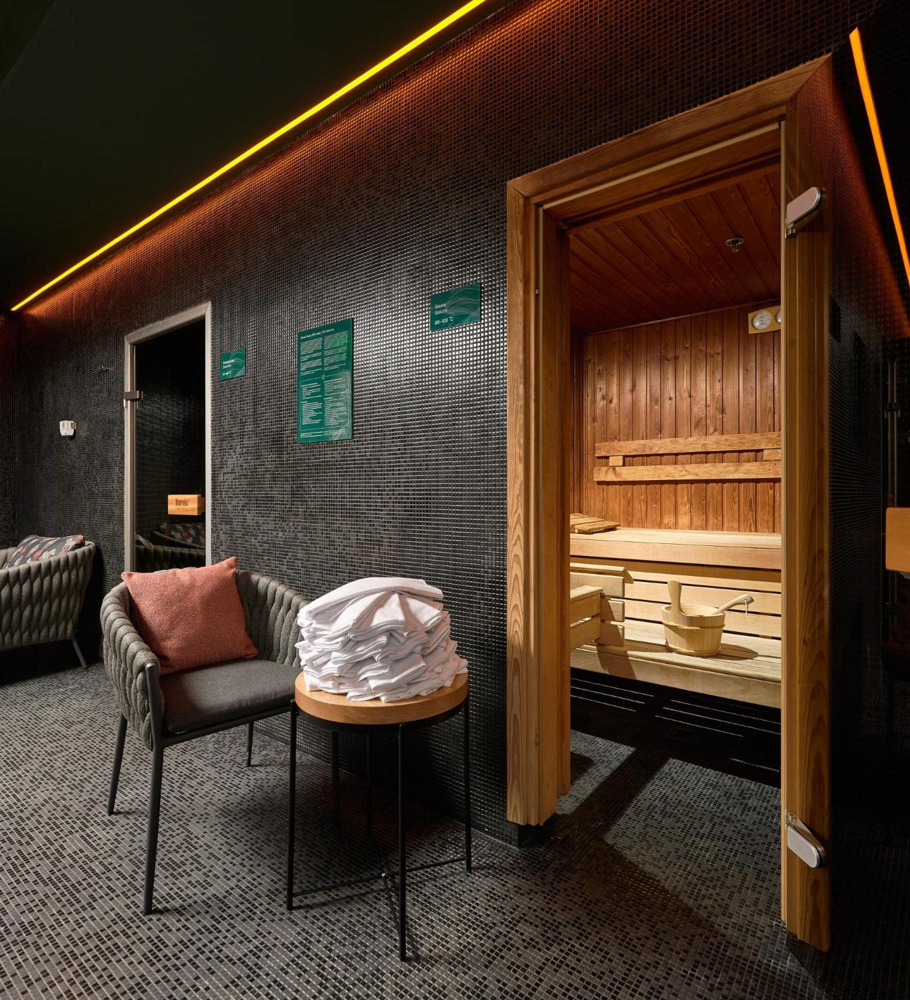 Verno House Budapest, Vignette Collection By Ihg Екстериор снимка Sauna at the hotel
